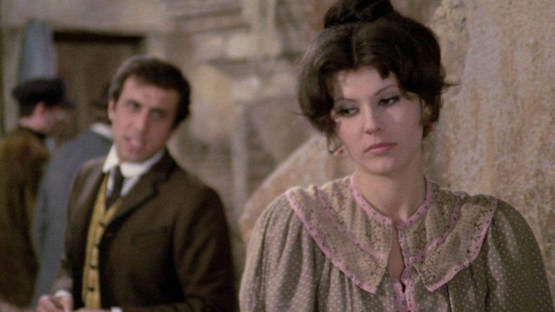 Er più: storia damore e di coltello