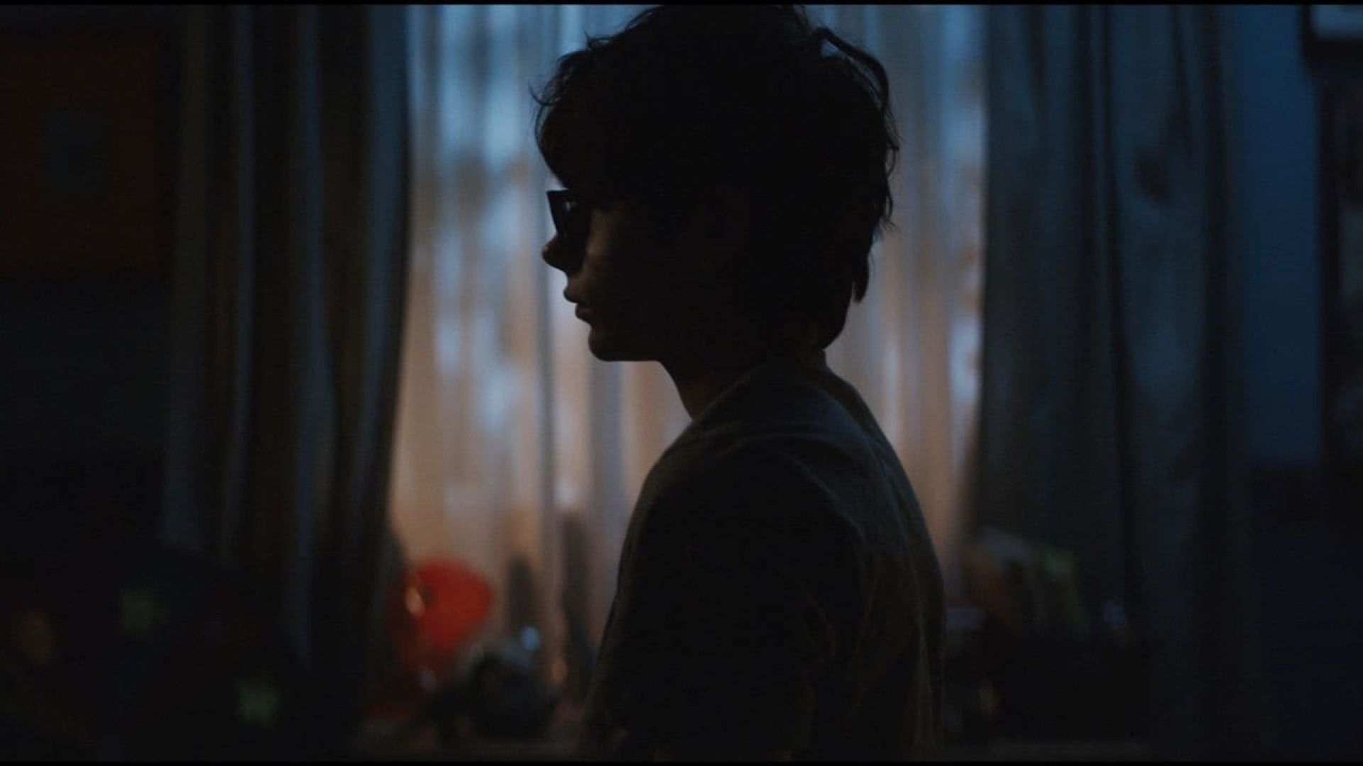 The Strange Case of a Claustrophobic Ghost