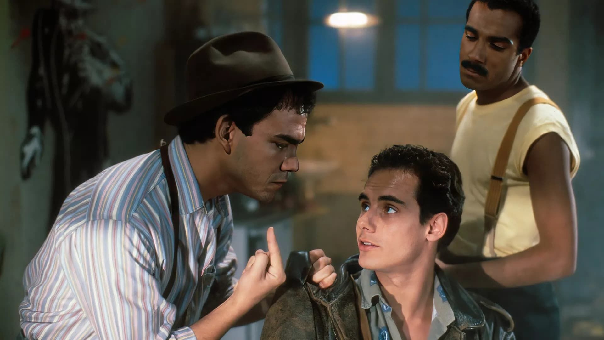 The Telephone Always Rings Twice (Le téléphone sonne toujours deux fois)