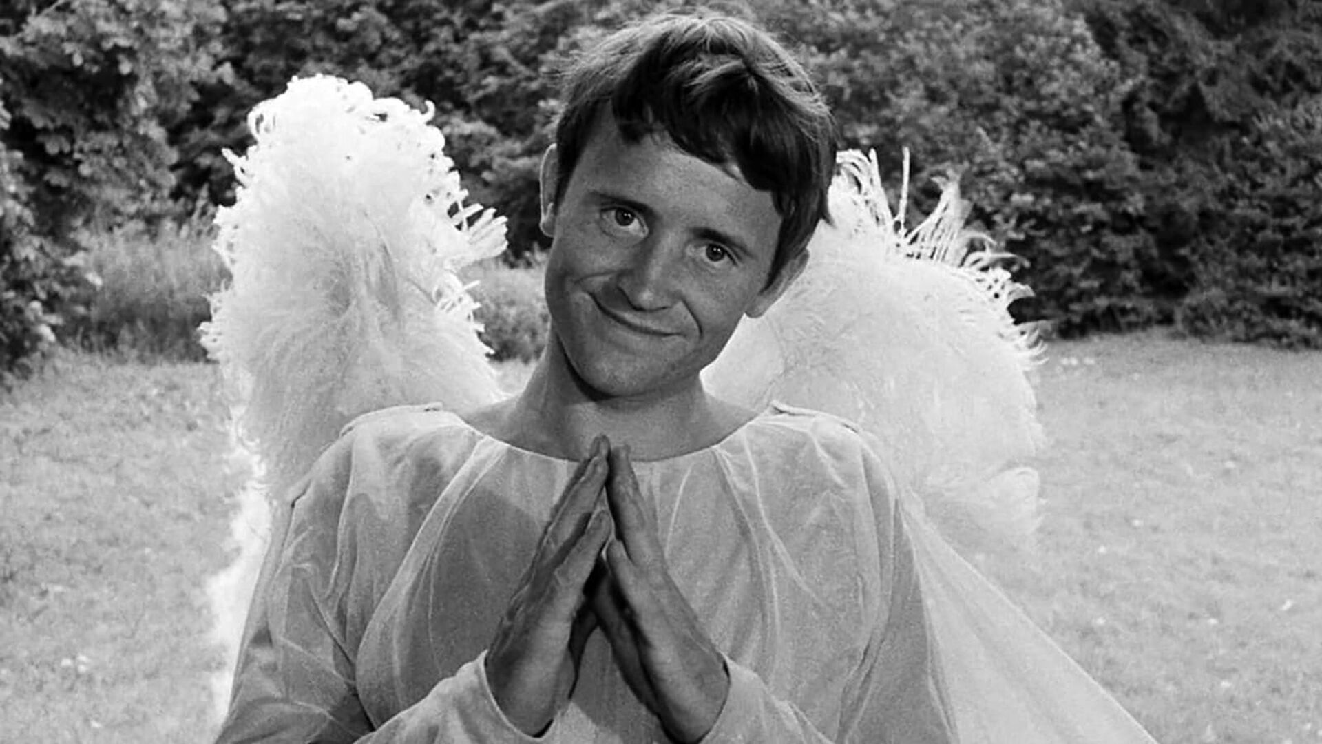 Circus Angel ( Fifi la plume)