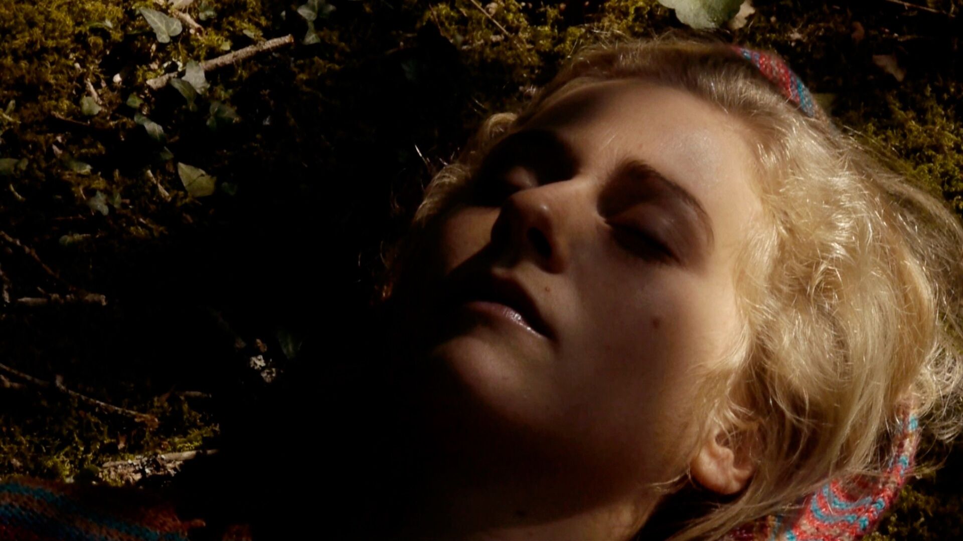 Beyond existence (Nos voyages invisibles)