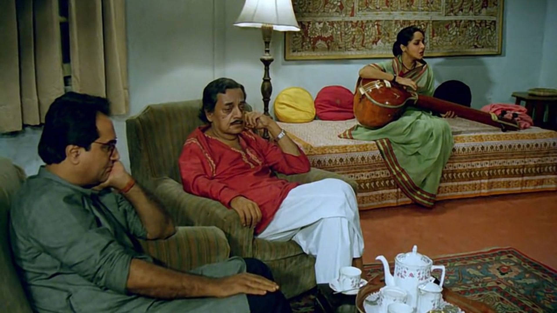 The Stranger (Agantuk)