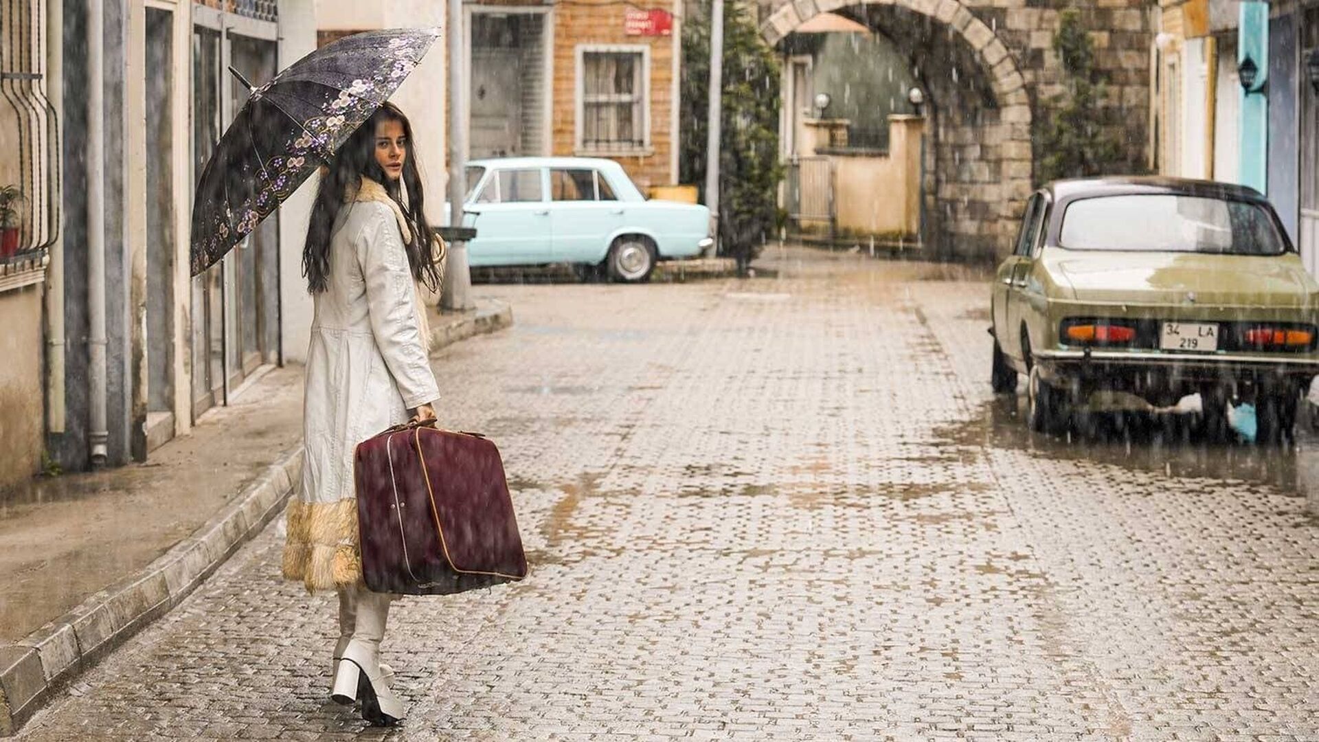 Sevda: Mecburi Istikamet