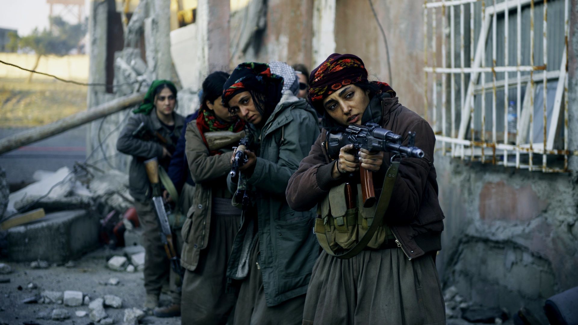 Girls of the Sun (Les filles du soleil)