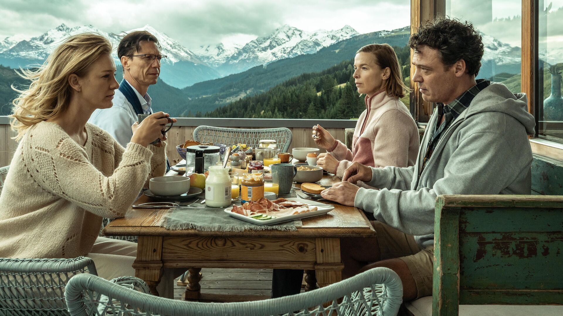 Our Girls (Voor de meisjes)