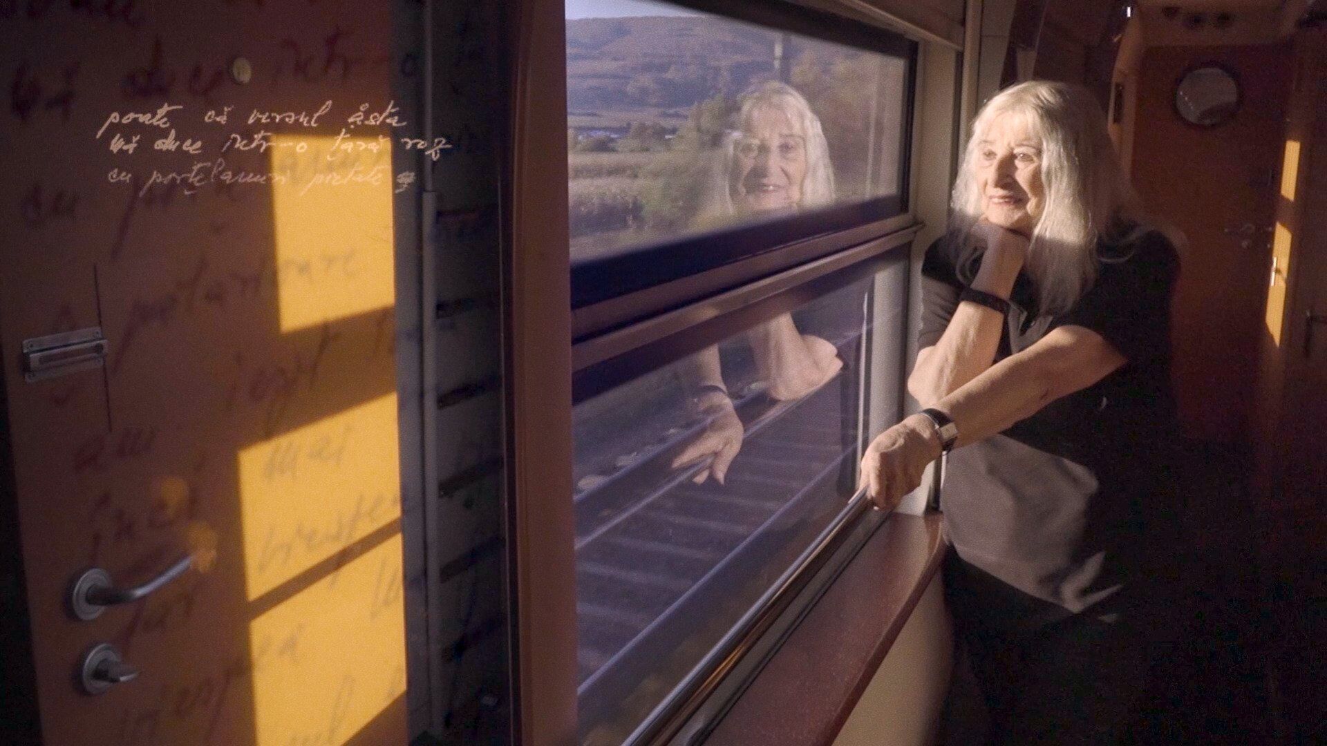 De ce ma cheama Nora, cand cerul meu e senin