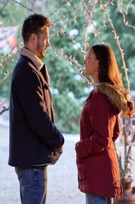 Christmas Under the Lights (2024)