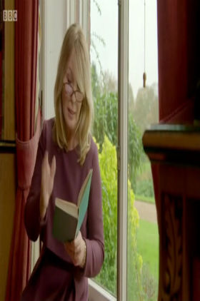 Cue the Queen: Celebrating the Christmas Speech