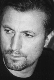 برنده 1 جایزه.