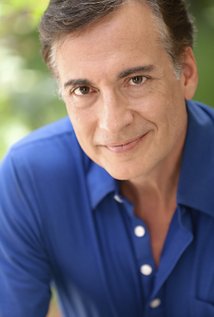 برنده 1 جایزه.