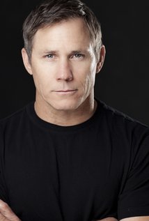 نامزد دریافت 3 جایزه.