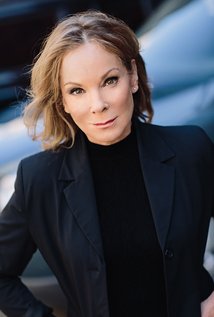 برنده 6 جایزه و نامزد دریافت 10 جایزه دیگر.