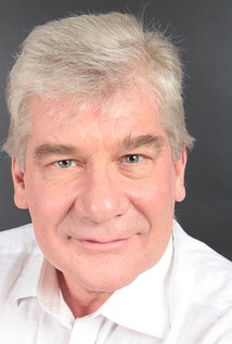 برنده 4 جایزه و نامزد دریافت 1 جایزه دیگر.