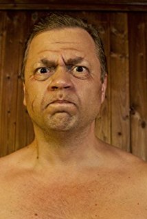 نامزد دریافت 2 جایزه.