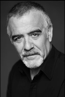 برنده 1 جایزه.