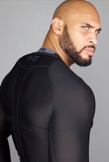 برنده 1 جایزه و نامزد دریافت 1 جایزه دیگر.