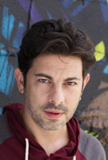 برنده 1 جایزه و نامزد دریافت 1 جایزه دیگر.