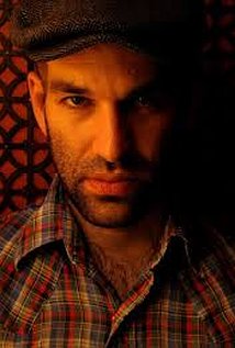 8 مرتبه نامزدی جایزه .ساعات پربیننده. همچنین 5 جایزه و نامزد دریافت 3 جایزه دیگر.