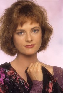 برنده 1 جایزه اسکار. همچنین 3 جایزه و نامزد دریافت 1 جایزه دیگر.