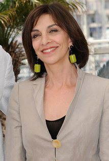 برنده 12 جایزه و نامزد دریافت 10 جایزه دیگر.