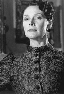 برنده 3 جایزه و نامزد دریافت 7 جایزه دیگر.