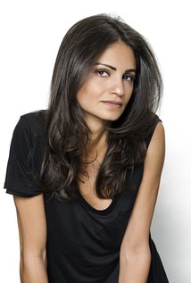 نامزد دریافت 2 جایزه.