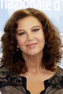 برنده 27 جایزه و نامزد دریافت 18 جایزه دیگر.