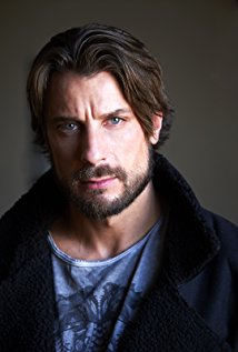 برنده 1 جایزه.