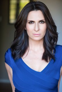 نامزد دریافت 3 جایزه.