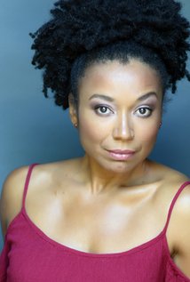 نامزد دریافت 2 جایزه.