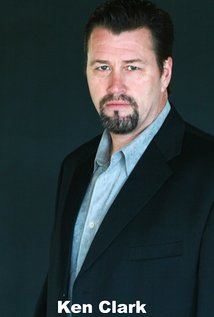 نامزد دریافت 2 جایزه.