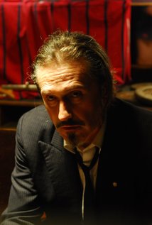 برنده 2 جایزه و نامزد دریافت 2 جایزه دیگر.