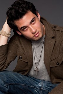 برنده 2 جایزه و نامزد دریافت 2 جایزه دیگر.