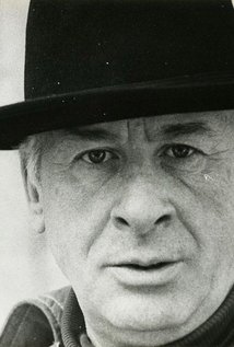 برنده 4 جایزه.