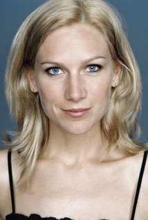 نامزد دریافت 2 جایزه.