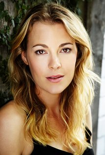 برنده 5 جایزه و نامزد دریافت 5 جایزه دیگر.