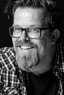 برنده 3 جایزه و نامزد دریافت 10 جایزه دیگر.