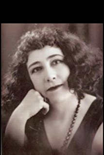 برنده 1 جایزه و نامزد دریافت 3 جایزه دیگر.