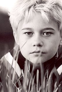 نامزد دریافت 2 جایزه.