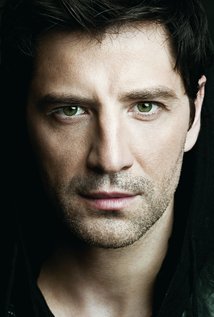 برنده 1 جایزه.