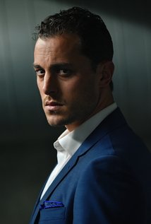 برنده 1 جایزه.