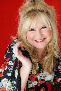 برنده 7 جایزه.