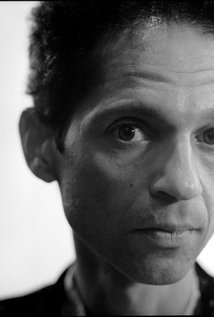 برنده 3 جایزه و نامزد دریافت 5 جایزه دیگر.