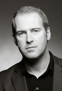 برنده 2 جایزه و نامزد دریافت 2 جایزه دیگر.