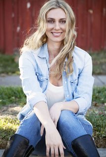 نامزد دریافت 2 جایزه.