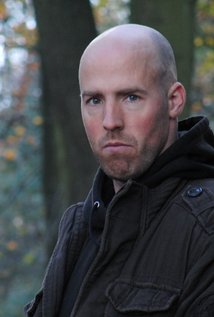 نامزد دریافت 3 جایزه.