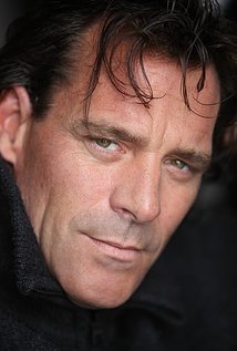 برنده 1 جایزه.