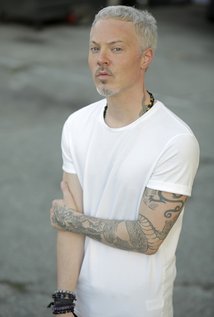 برنده 2 جایزه.