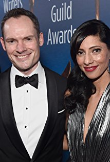 نامزد دریافت 2 جایزه.