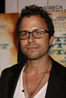 برنده 1 جایزه.